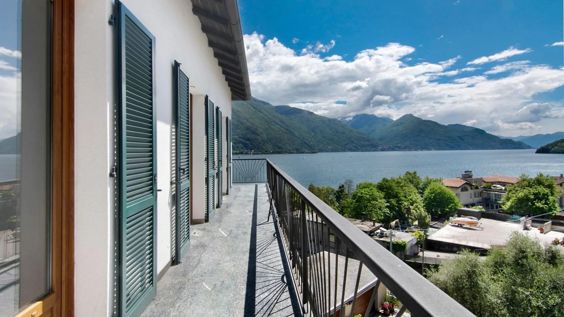 Casa Vacanza Guattini Cremia Lägenhet
